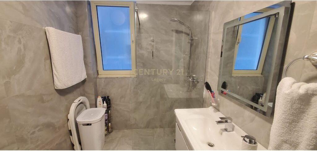 House 2+1 for sale at Tom Doshi Residence