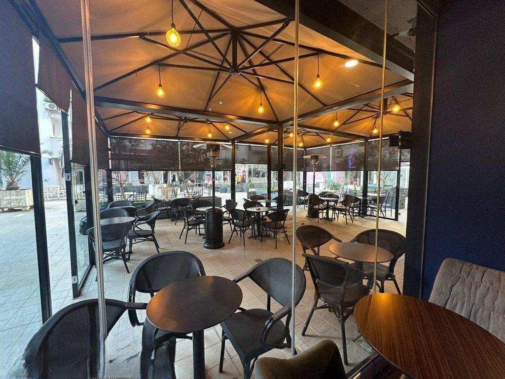 Bar Kafe në shitje në Kompleksi Magnet, Tiranë0 m² 180,000 €