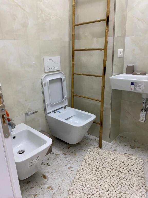 Apartment 1+1 modern for rent given  neighborhood 13 Durres