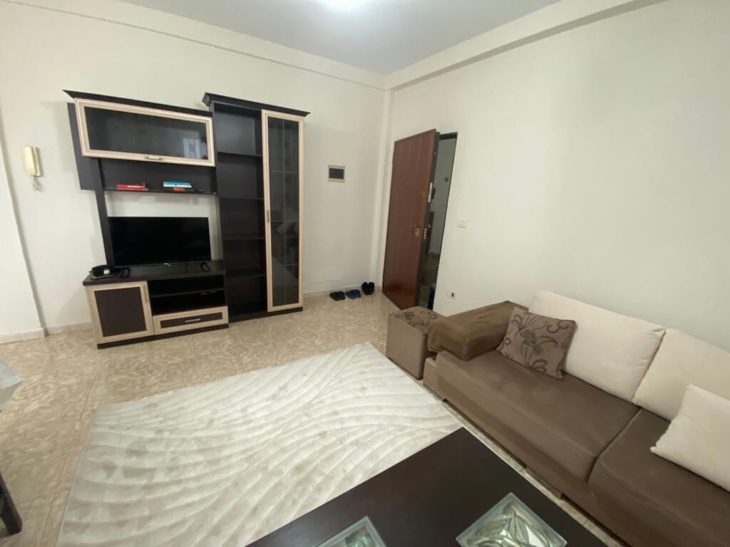 1+1, arredato, Zog i Zi, 600 euro, e per Airbnb