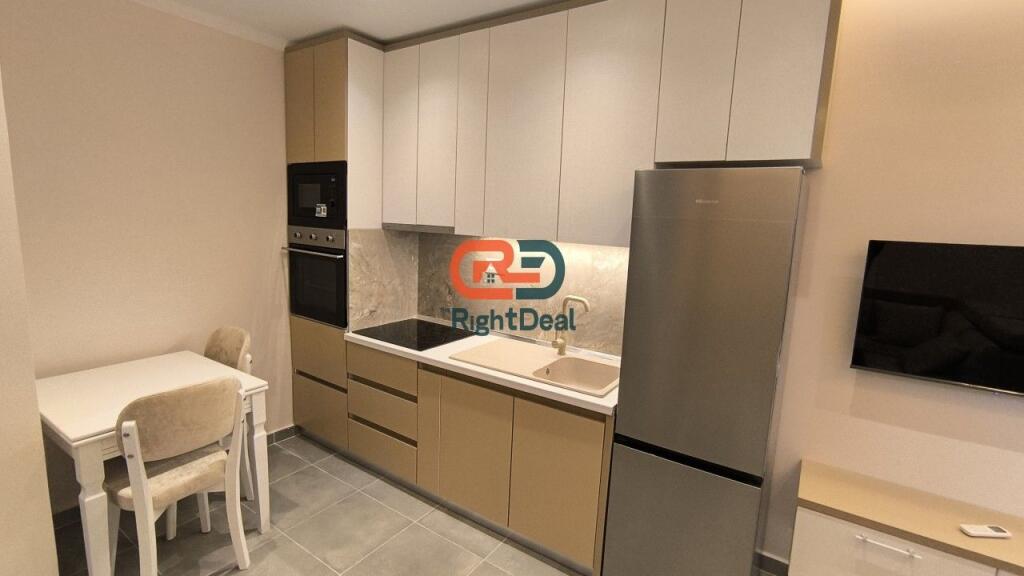 Near Gold Villa, Apartment 2+1+Parking Space For Rent !!!
