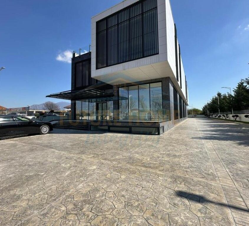 Affitto, Edificio Commerciale Multifunzionale, Mëzez, Tirana.
