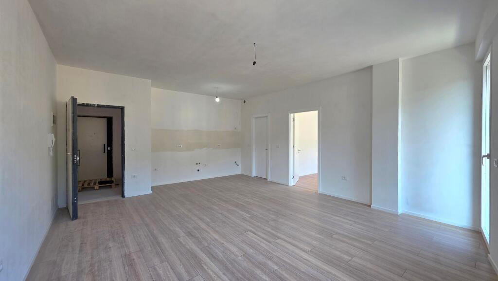 Apartament 1+1 në shitje në Lungomare, Vlorë