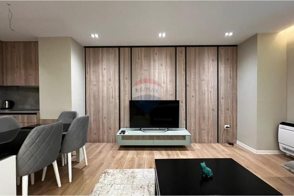 Apartment 1+1 for rent at Bulevardi Zogu I !