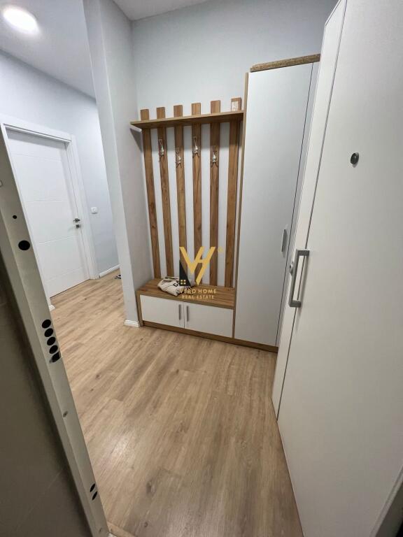 JEPET APARTAMENT 2+1+BLK ME QERA NE LAPRAKE 750 EURO