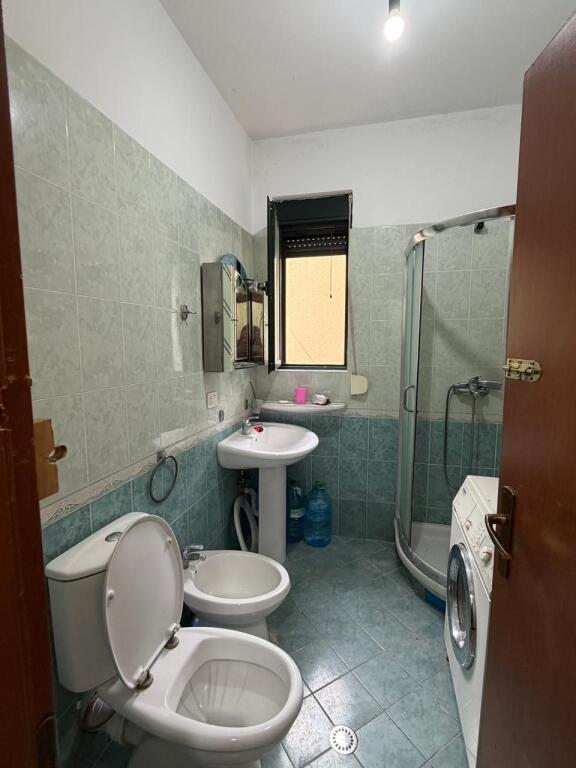 affittasi appartamento 2+1, Koder e Diellit