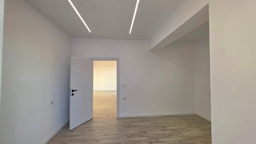 APARTAMENT 1+1 NË SHITJE PRANË PALESTRËS SË MUNDJES, VLORE