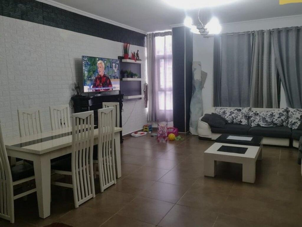 Shitet, Apartament 2+1+2, Kodra Diellit, Tiranë.