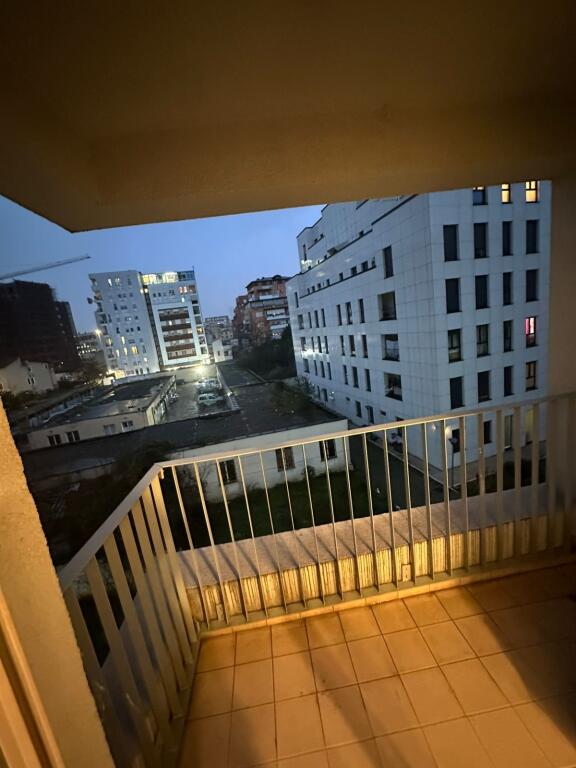 Apartament 1+1 me qera tek Ish Parku 21 Dhjetori