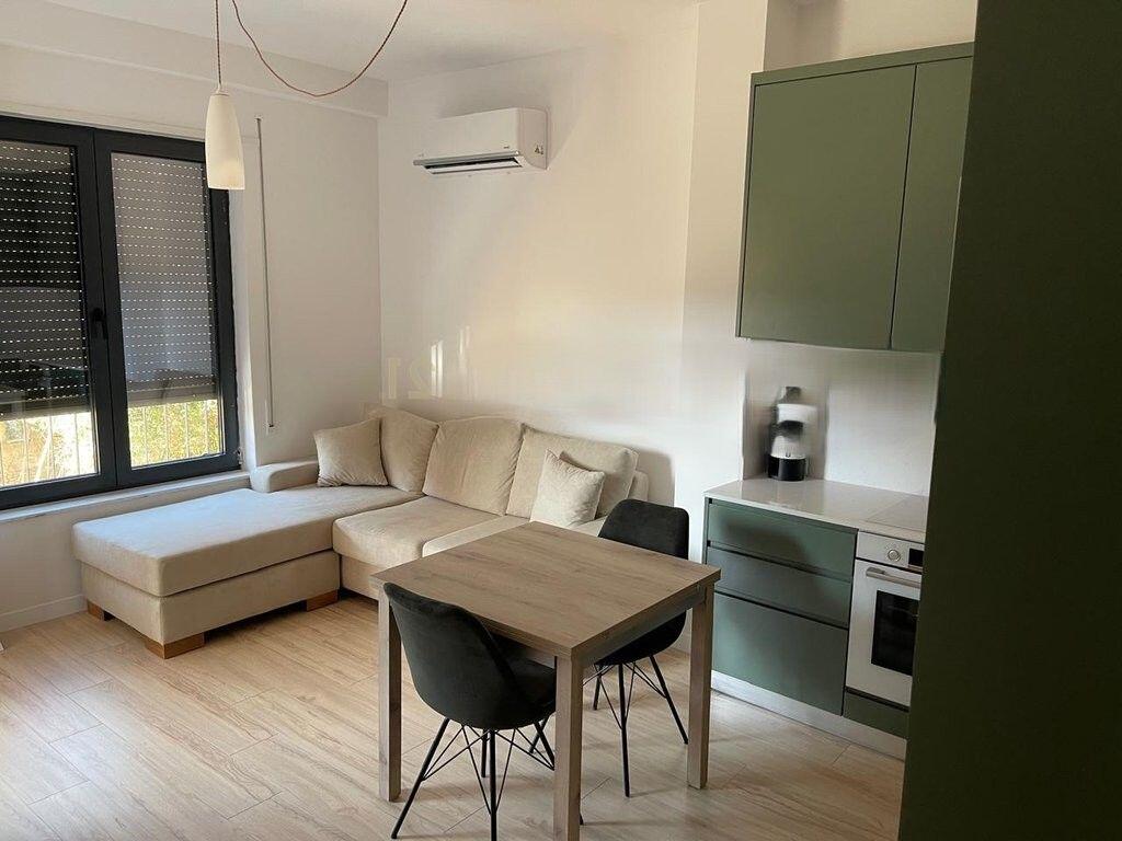 Japim me qira Apartament 1+1+ Post Parkimi! 600 € /Muaj