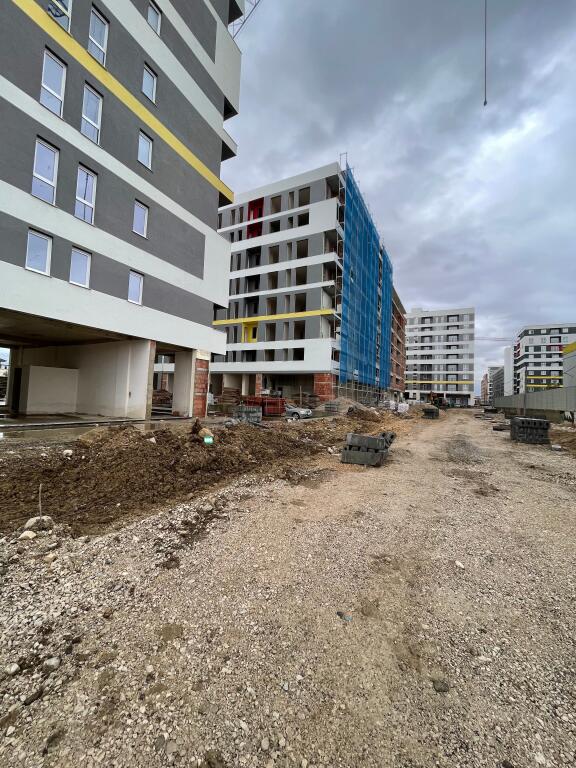 Business unit for sale/Univers City