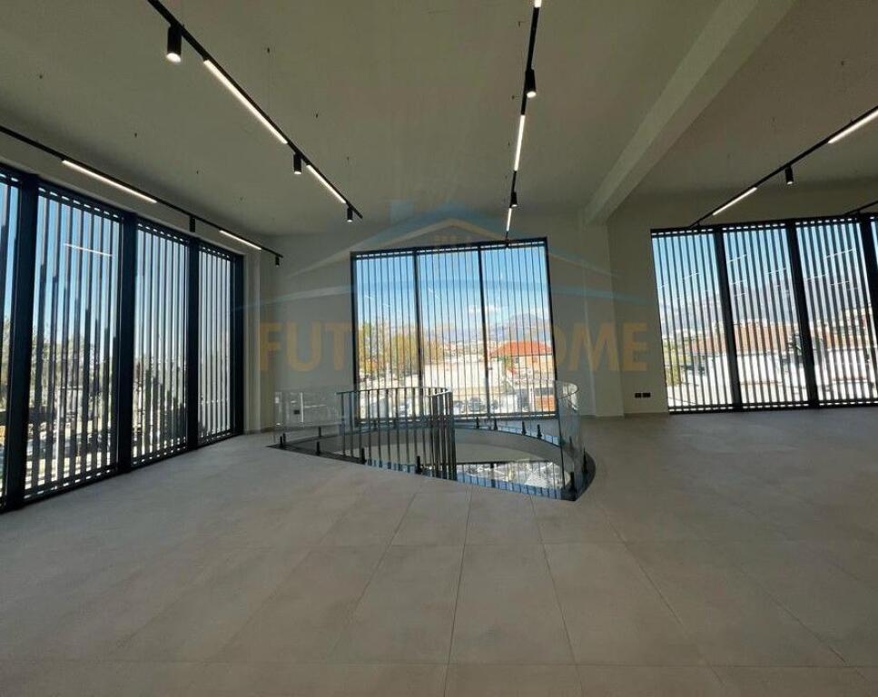Affitto, Edificio Commerciale Multifunzionale, Mëzez, Tirana.
