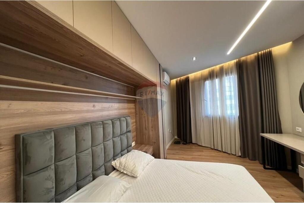 Apartment 1+1 for rent at Bulevardi Zogu I !