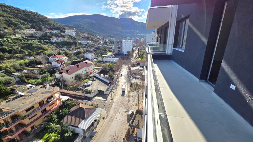 Apartament 1+1 në shitje në Lungomare, Vlorë