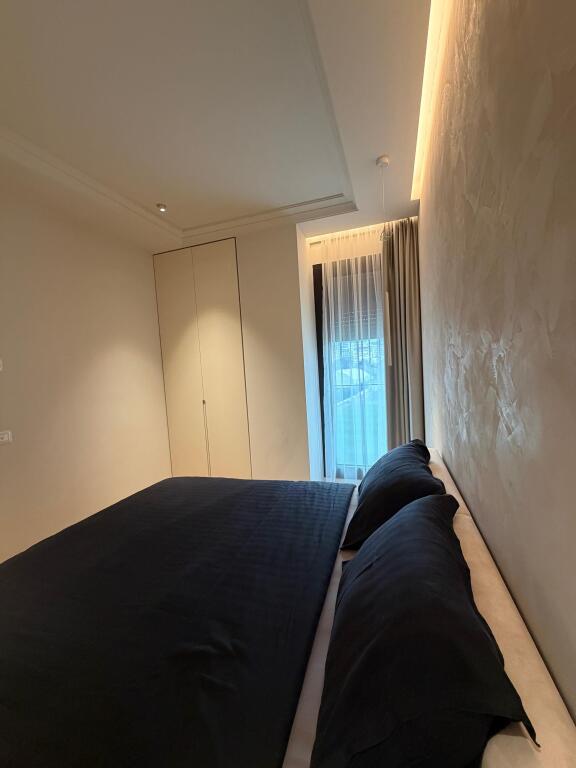 Apartment 3+1+2 with parking space for sale Pallati Orion, Rruga e Kosovarëve