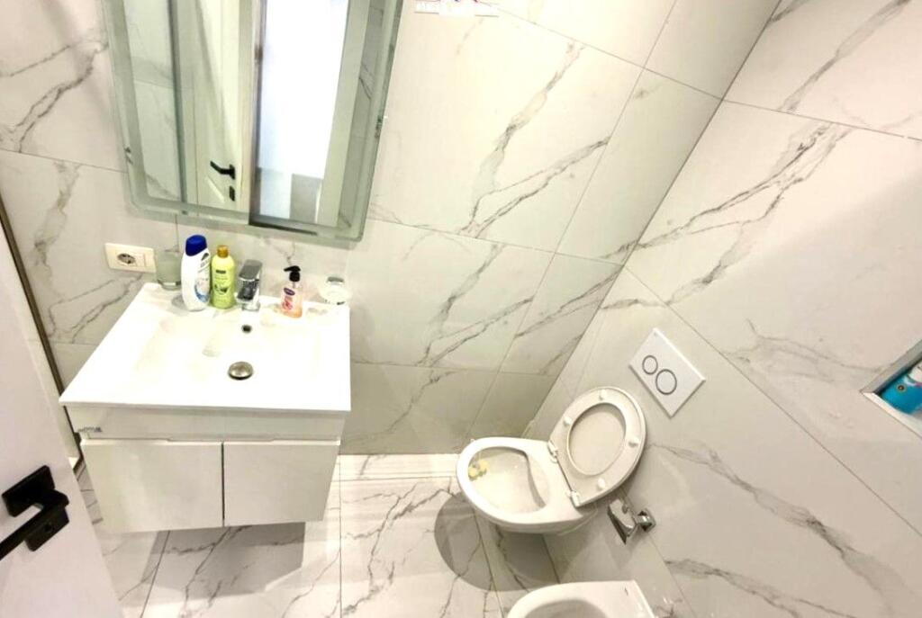 Apartament me qera 1+1 tek Rruga e Kosovareve (ID B2101321) Tirane