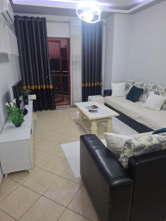 Apartment 2+1 for rent on Hekurulla beach