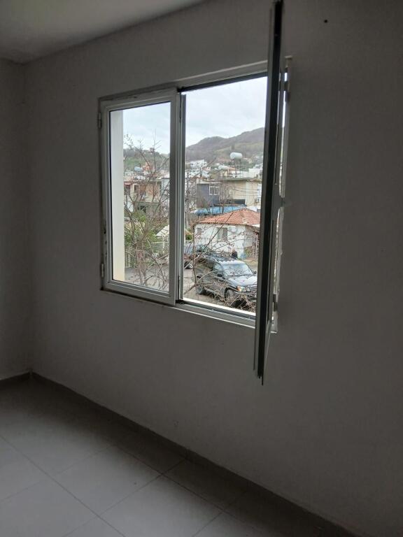 Appartamento 1+1+1 Balcone In Affitto