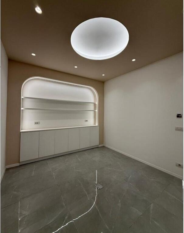 UNITÀ COMMERCIALE IN AFFITTO PRESSO IL COMPLESSO PANORAMA