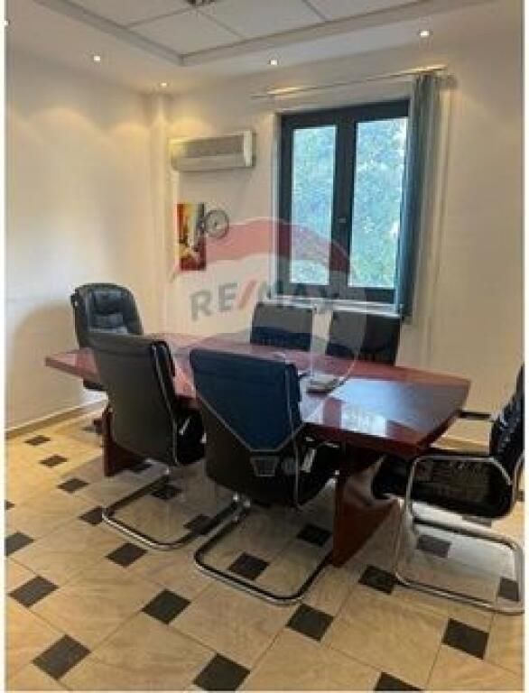 Zyre me qera ne Qender