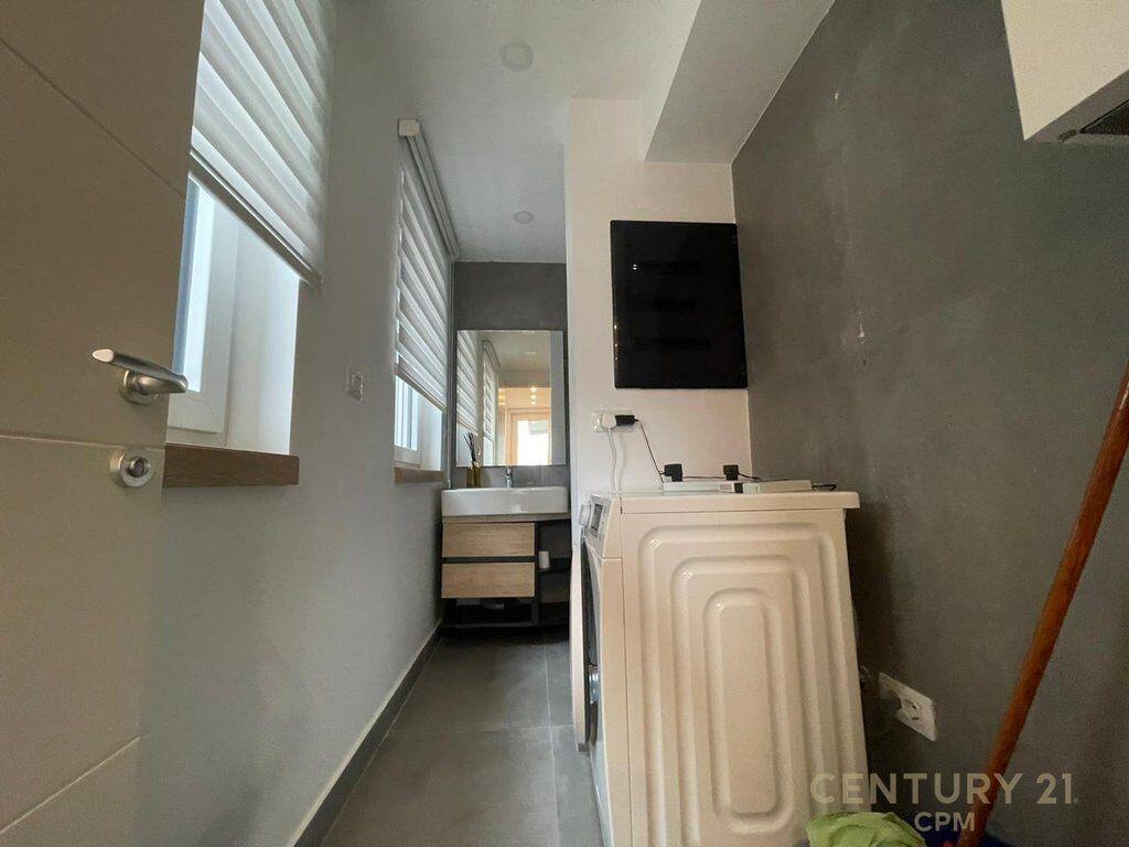 Jepet me Qira Vilë Moderne – Long Hill, Tiranë