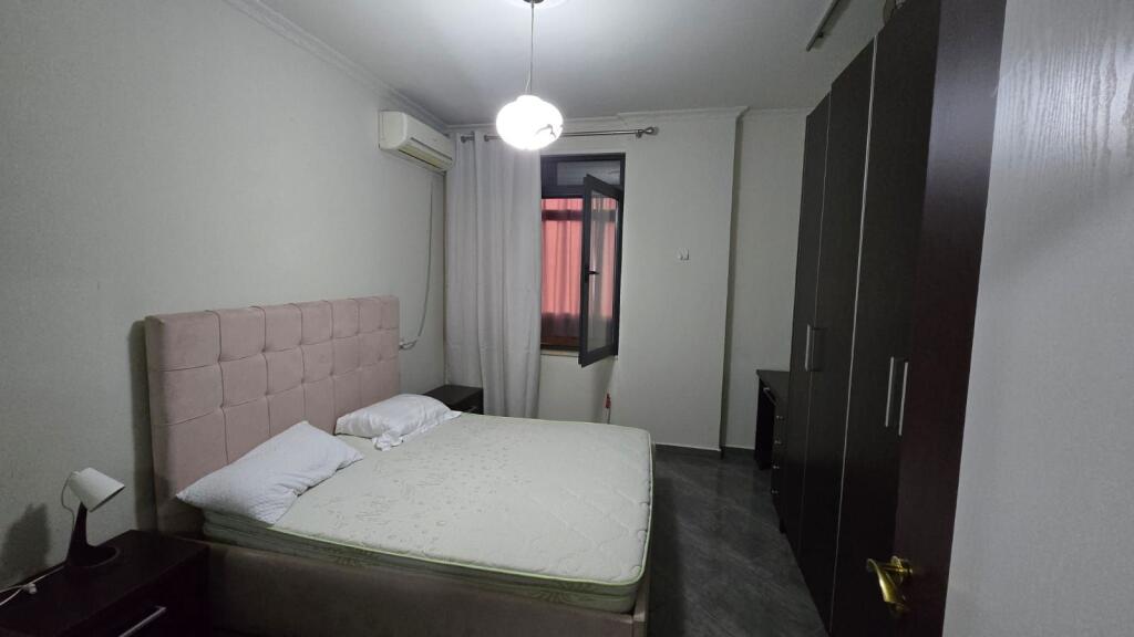 Apartament 1+1 per qera tek Liqeni i Tiranes