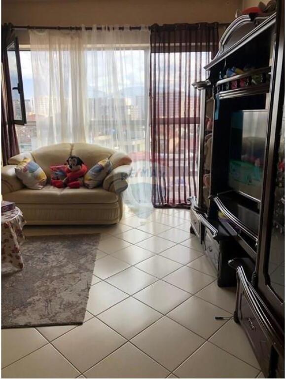 Apartament 2+1 per qira ne Astir !