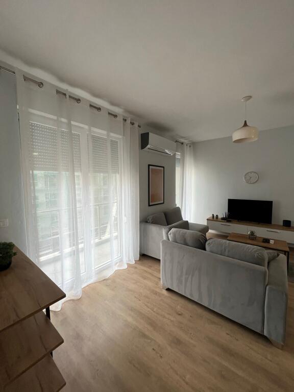 Apartament me qera 2+1, Rr.Dritan Hoxha