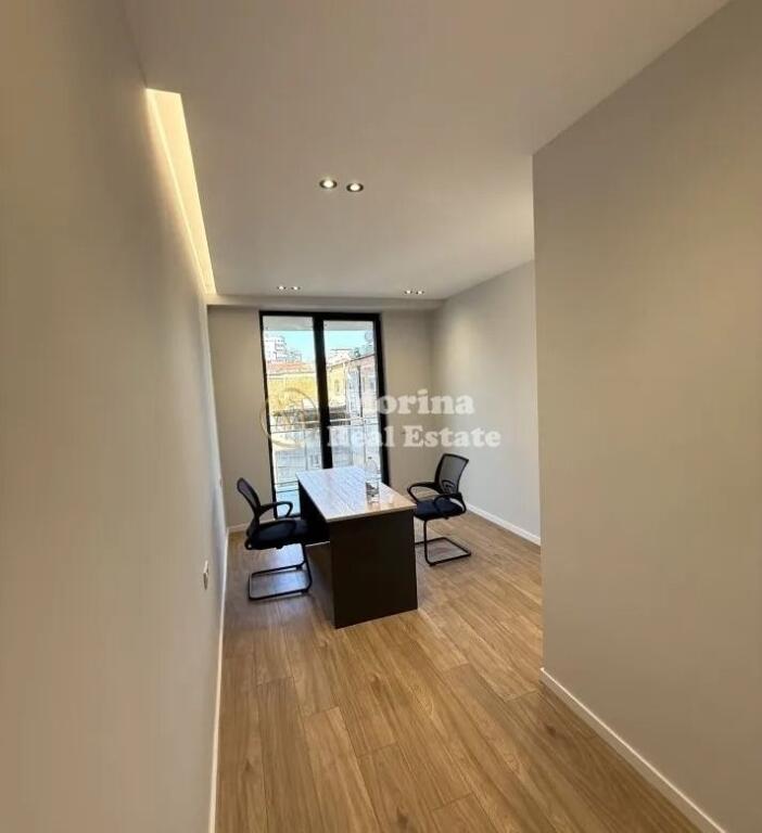 Rent | Business Premises | Mine Peza | 700 €/month