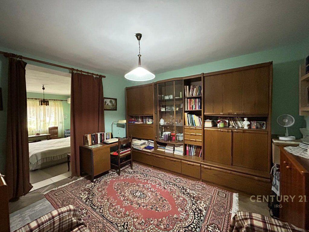 Apartament 2+1 per shitje pas Ambasades Amerikane