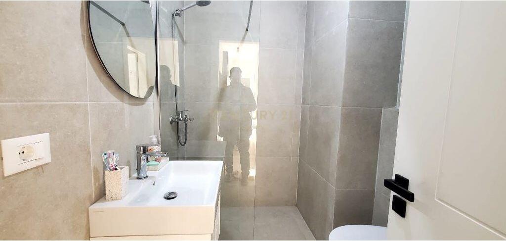 Jepet me qira apartament 2+1 në kompleksin Erli – 750 € / muaj