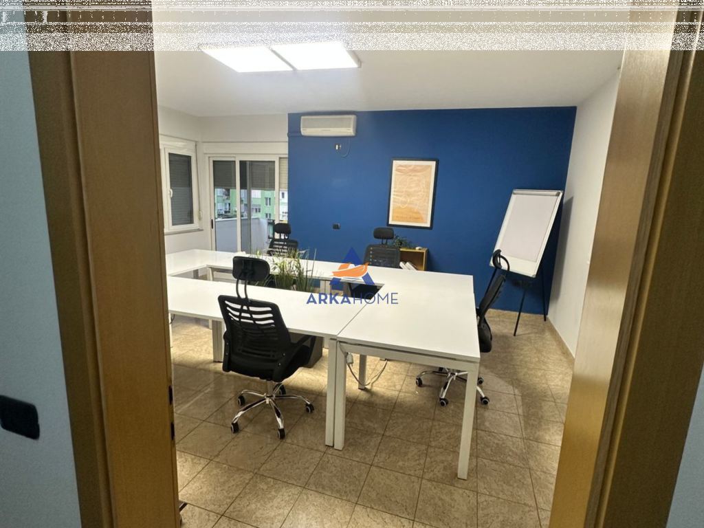 ZYRË ME QERA 60M2 "RRUGA PJETER BOGDANI,BLLOK" 1800 EURO