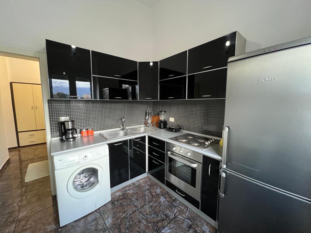 JEPET ME QERA APARTAMENT 2+1  SHALLVARET