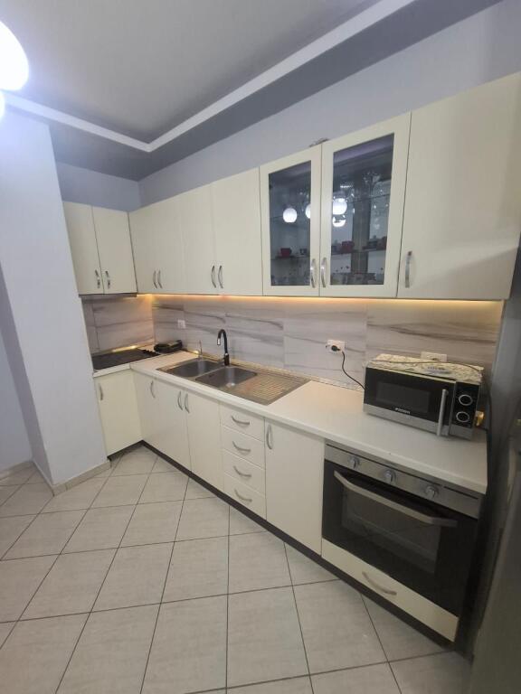 Apartment 2+1 for rent on Hekurulla beach