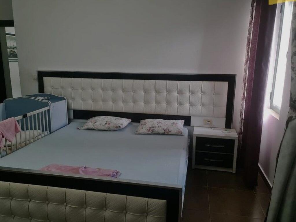 Shitet, Apartament 2+1+2, Kodra Diellit, Tiranë.