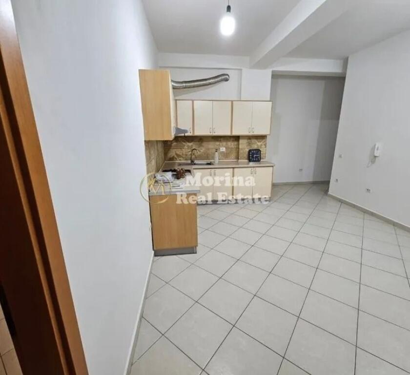 Rent | Apartment 2 + 1 | Dry Lake | 600 €/month