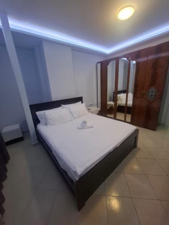 Apartment 2+1 for rent on Hekurulla beach