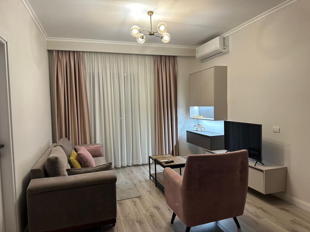 Super ap 1+1 at tegu ( rose garden )