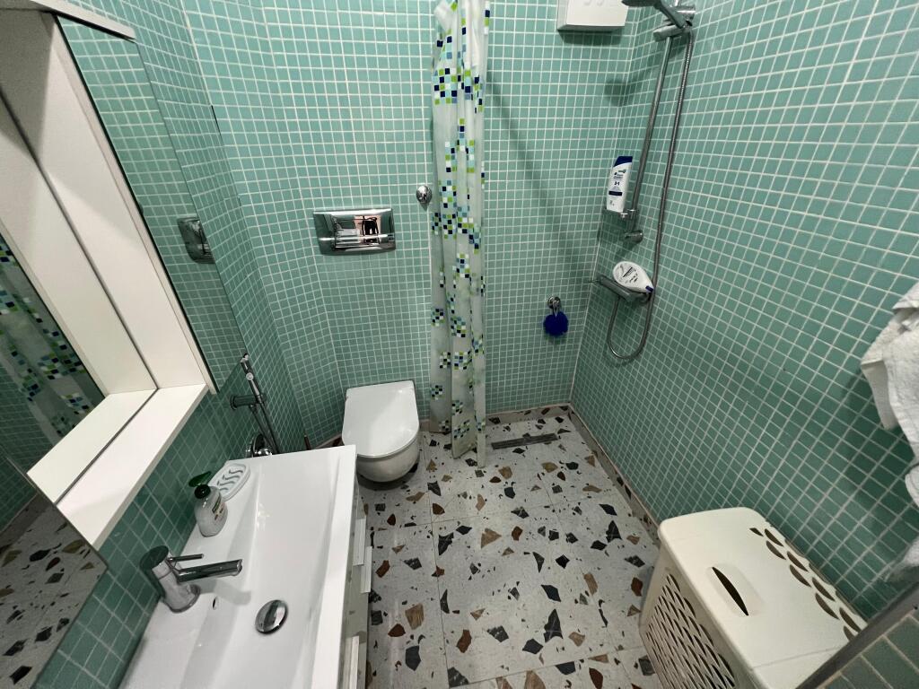 JEPET ME QERA APARTAMENT 2+1  SHALLVARET