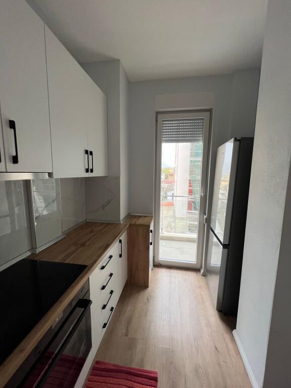 Apartament me qera 2+1, Rr.Dritan Hoxha