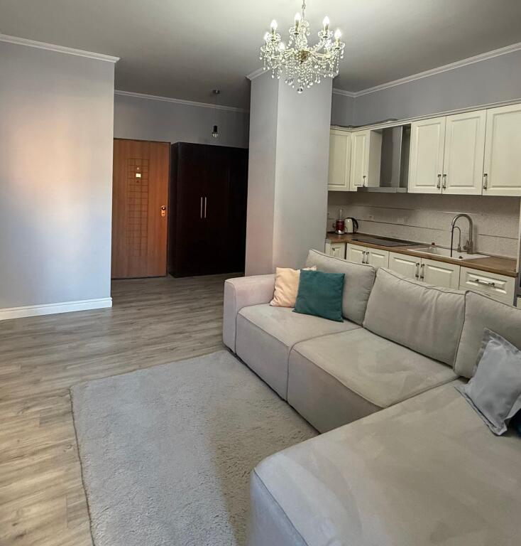 Vendesi in vendita 1+1 di fronte a Delijorgjit