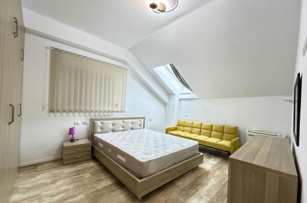 Duplex 3+1+2 me Verandë + Parkim – Rrethrrotullimi Selitë🏙