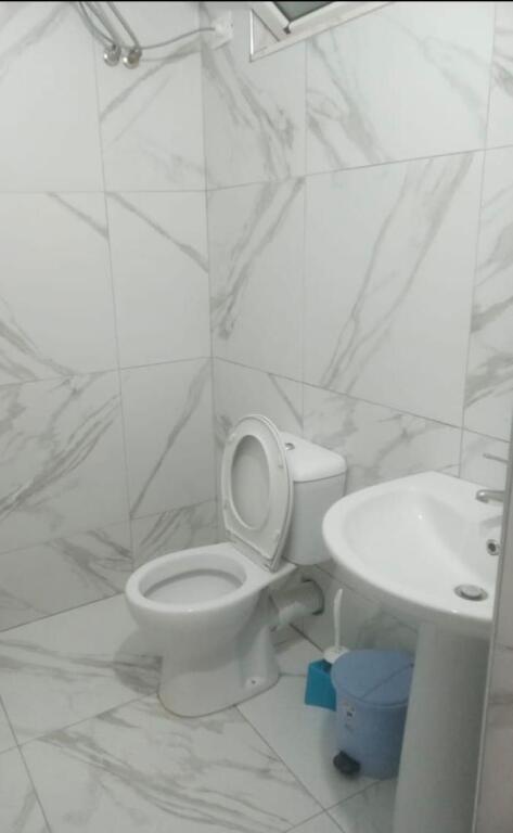 GARSIONERE 20000 LEKE.QYTET STUDENTI.PRANE KOMISARIATIT TE POLICISE.