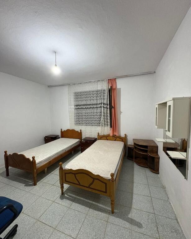 AFFITTASI INGRESSO 2+1 – VICINO A DON BOSCO, VIA ALBANOPOLI, ALL'IPOTECA