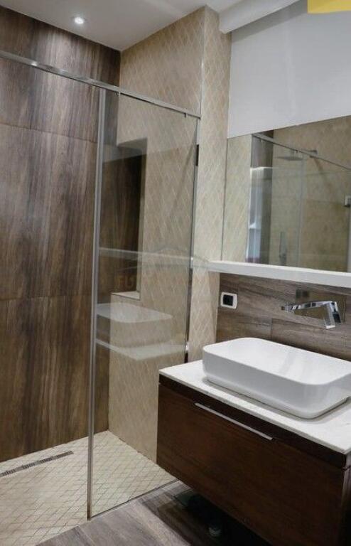 Shitet, Apartament 2+1+2, Selvia, Tiranë.