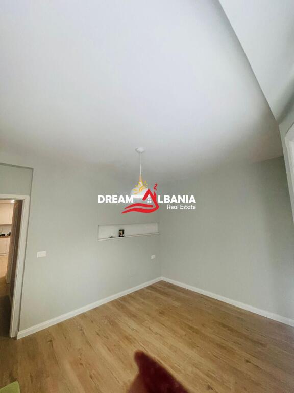 2+1 Apartment for rent at Fusha e Aviacionit, Tirana (ID 42215438)