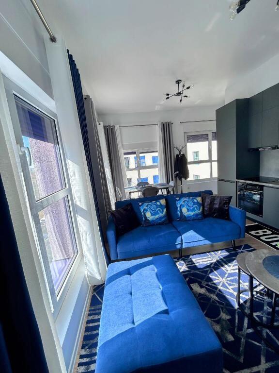 Shitet apartament 2+1