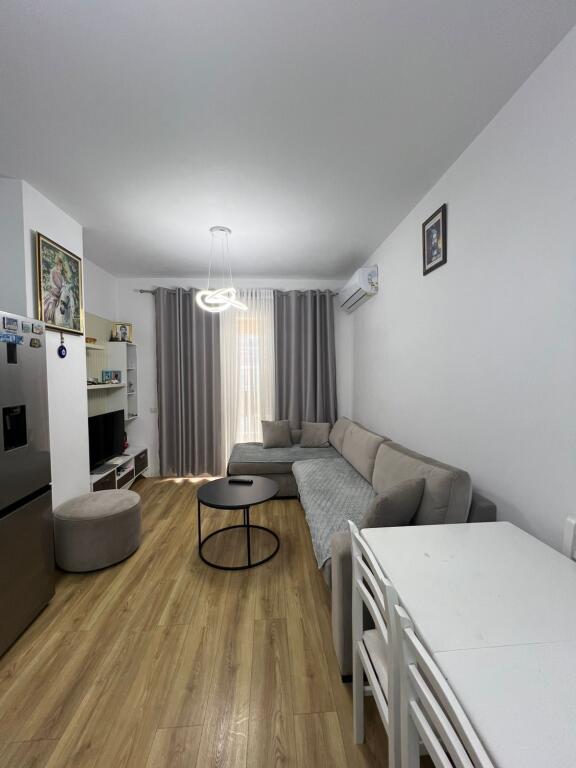 🏡 Jepet me Qira Apartament 1+1