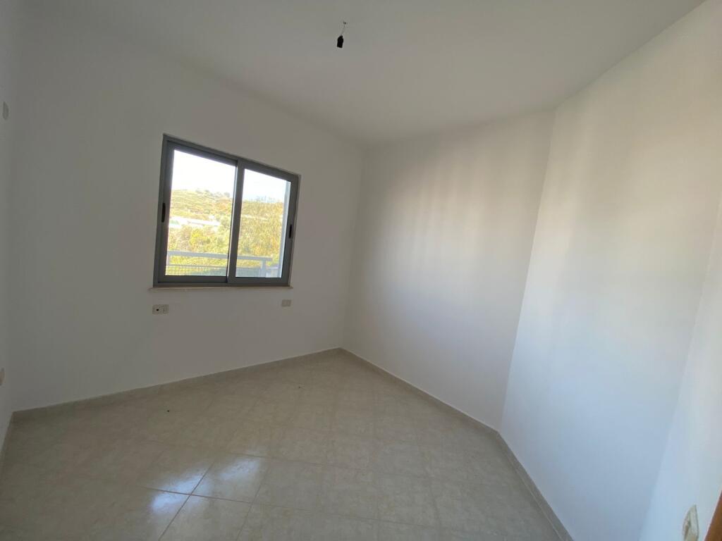 Shitet Apartament 2+1 70 m2, Post Parkimi 22 m2 75. 000​