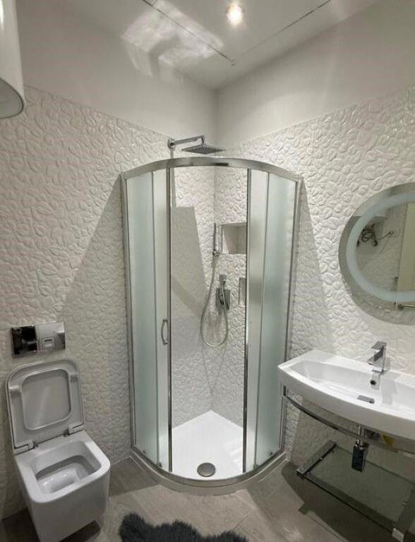 SHITET APARTAMENT 1+1 PRANE KOMPLEKSIT DELIJORGJI!